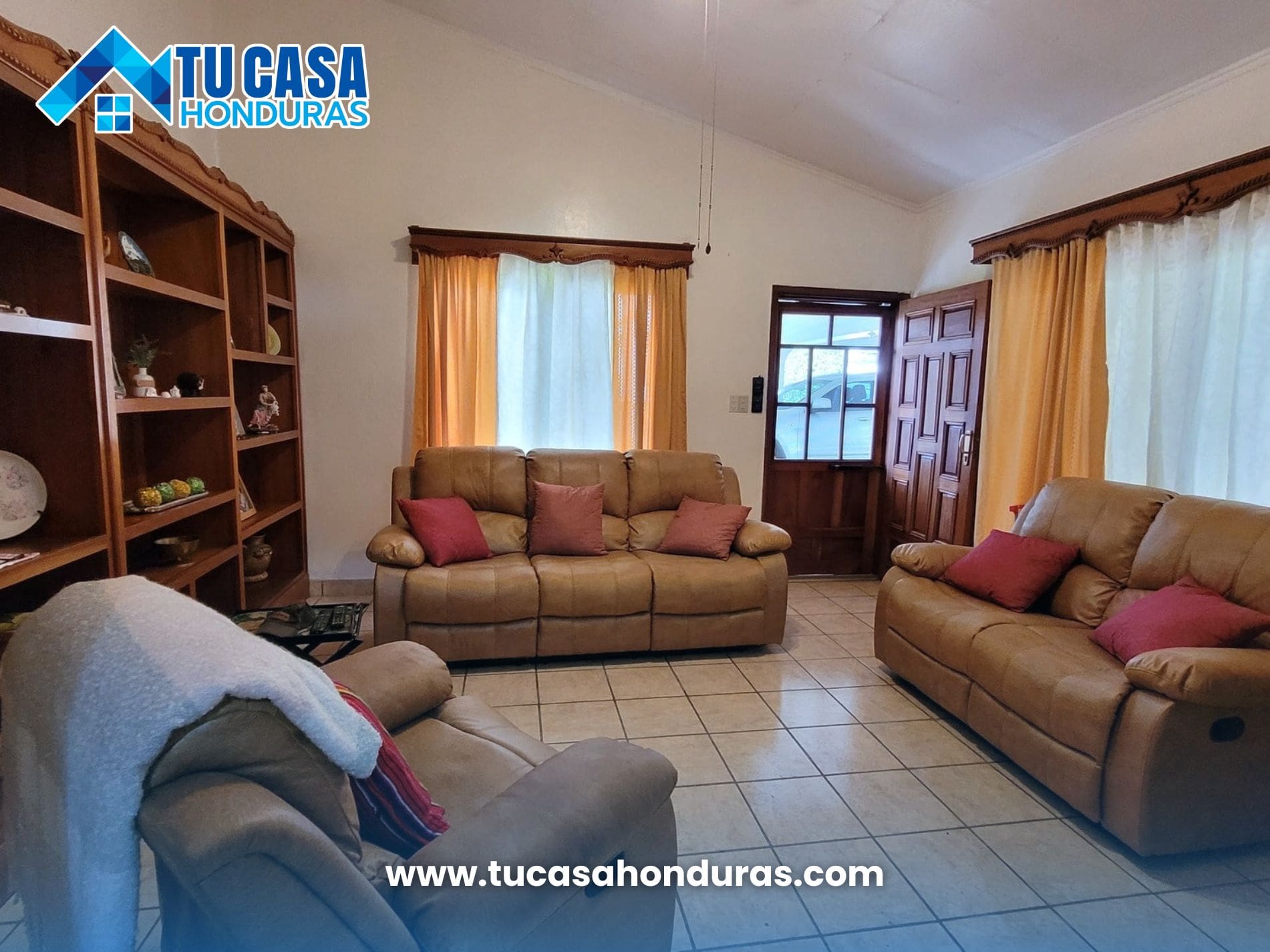 Sala principal espaciosa en casa de El Zarzal, Danli